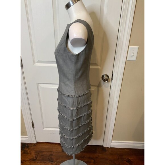 Escada Gray Wool Sleeveless Fringe Trim Shift Dress, Size 0 | 34 - Picture 4 of 6